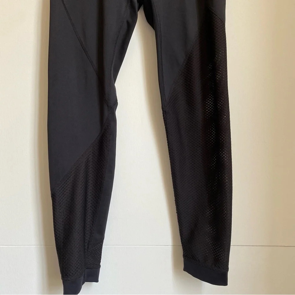 3/$39 JoyLab Mesh details leggings M - Picture 2 of 4